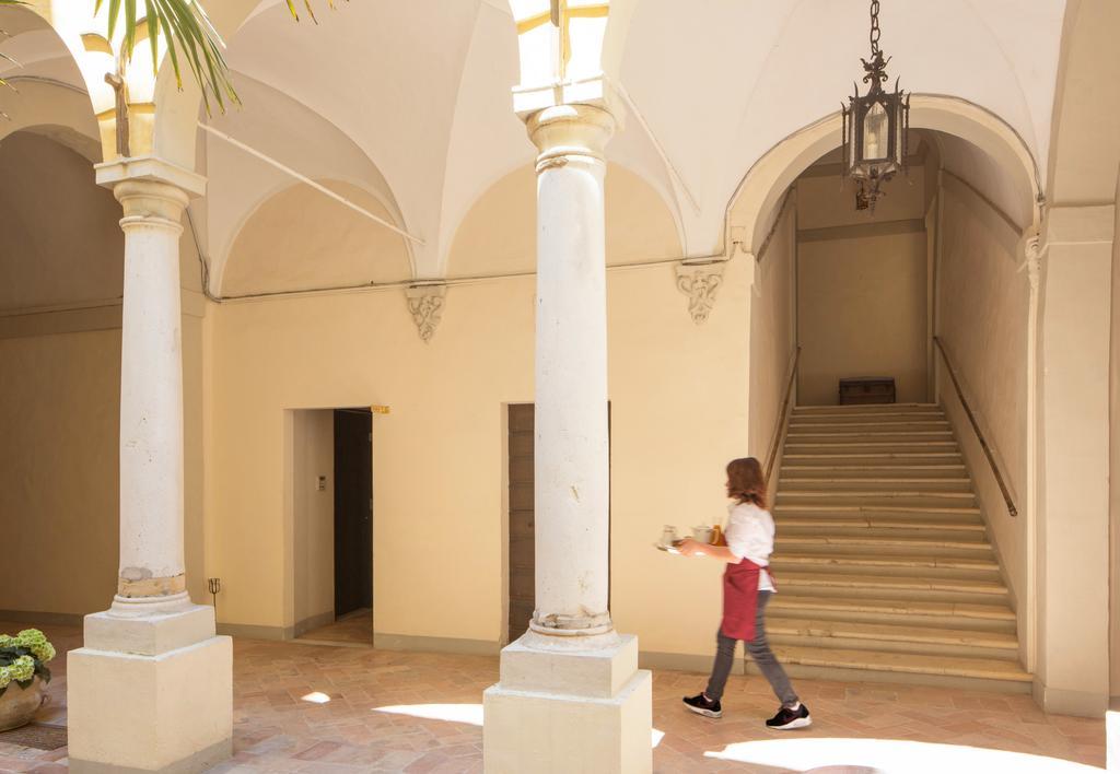 Palazzo Rotati Hotel Fano Kültér fotó